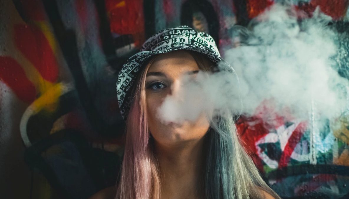 tabaco zaya-odeesho-l8IlNuHdKv8-unsplash