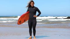 A tetracampeã mundial de bodyboard Isabela Sousa assumiu a sua homossexualidade através da rede social Instagram,