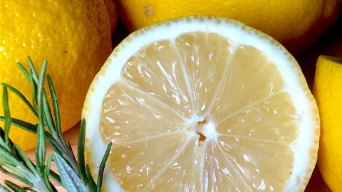 De dieta? Eis as dez frutas com menos acúcar