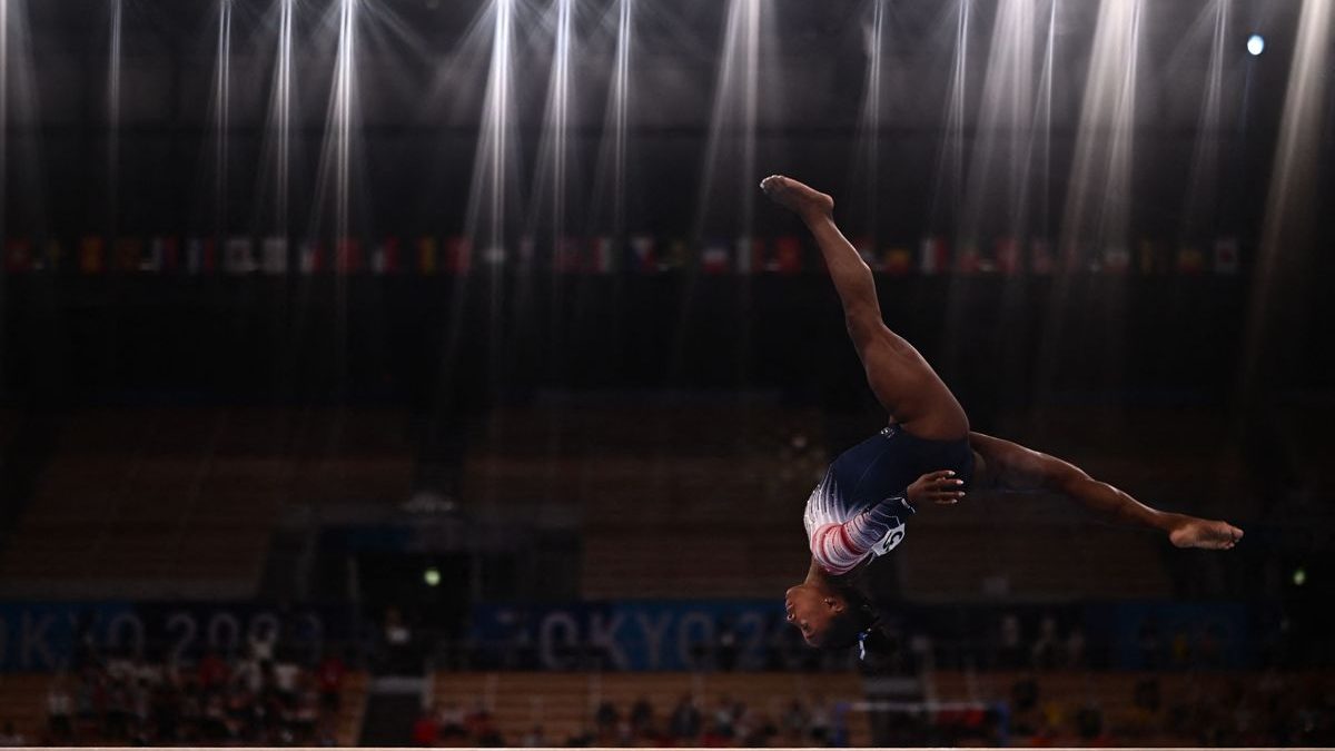 41279826_BINARY_AFP_9JL8UV