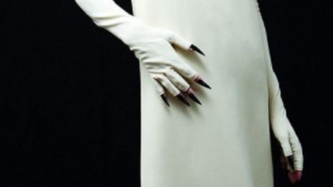 Unhas ponriagudas garras Emmy 2021