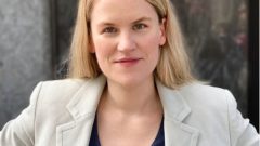 Frances haugen Facebook adolescentes apagão