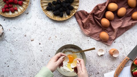 Sugestões pequeno-almoço Dia dos Namorados mulher homem casal comida