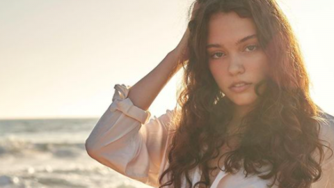 Carolyn Claire Bridges pernas amputação covid-19 modelo