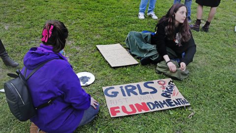 manifestação assédio meio académico Faculdade Direito Lisboa