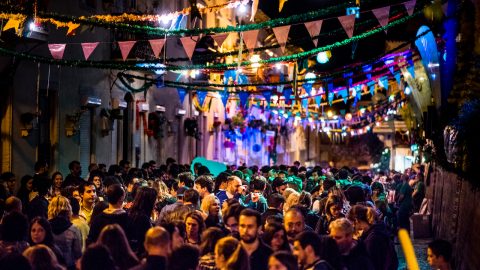 Santos populares música sexismo violência bailarico Paula Guerra professora