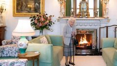 Isabel II estado de saúde rainha preocupados médicos