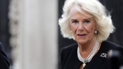 Camilla Rainha consorte proclamação Carlos II