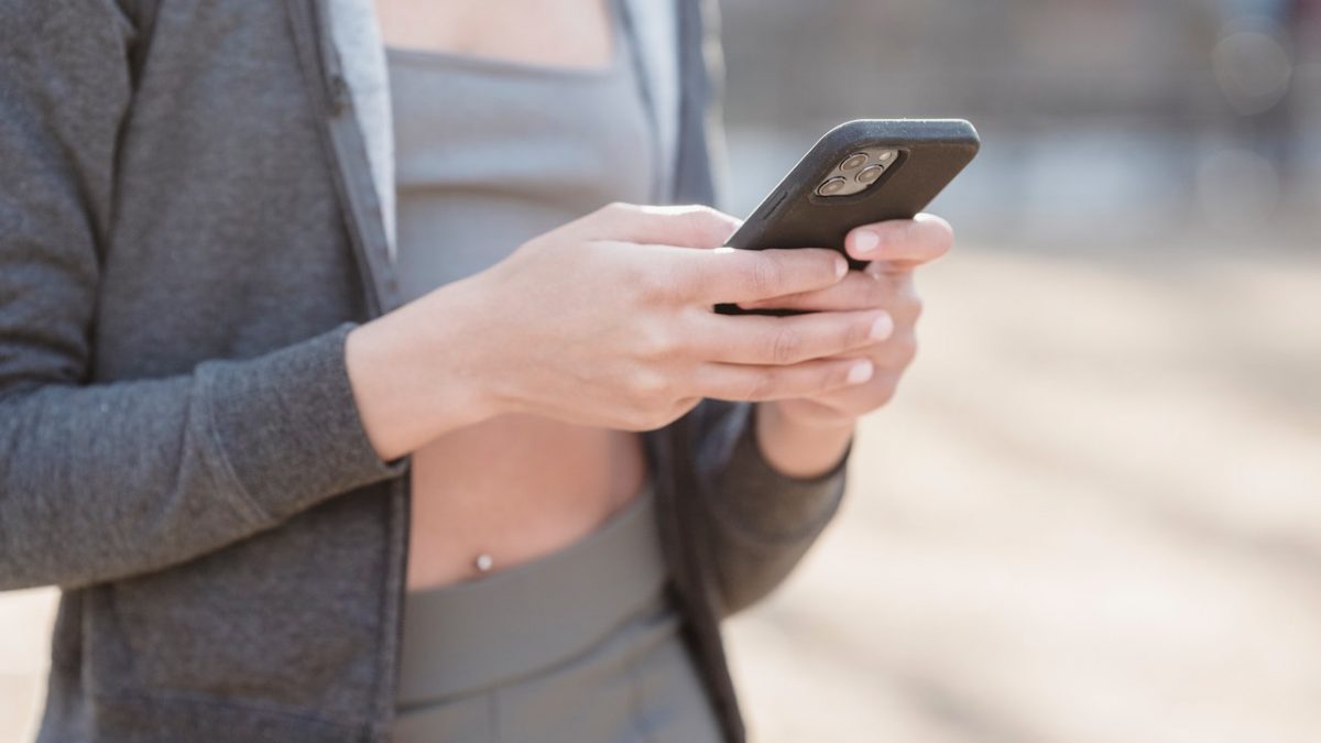 pexels-blue-bird-7242888