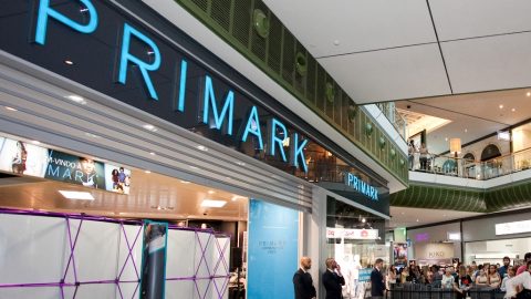 Primark lojas fechadas funeral rainha Isabel II