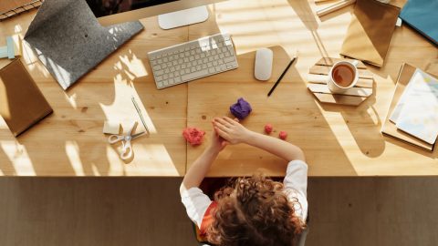 plataforma crianças Aveiro linguagem