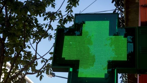 Farmácias cuidadores estudo