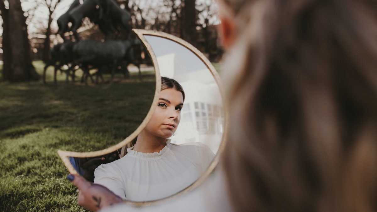 pexels-lee-chinyama-12046485