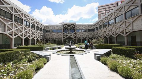 Centro ismaili ataques mulheres vítimas mortais