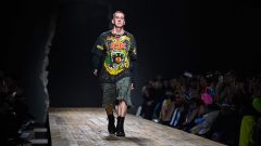 Jeremy Scott saída Moschino
