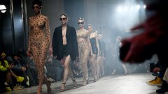 Coleção outono-inverno 2022/23 de Gonçalo Peixoto, na ModaLisboa [Fotografia: Rita Chantre / Global Imagens]