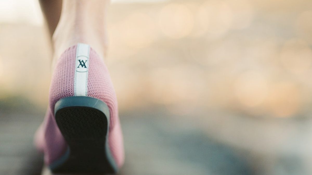 pexels-taryn-elliott-8933057