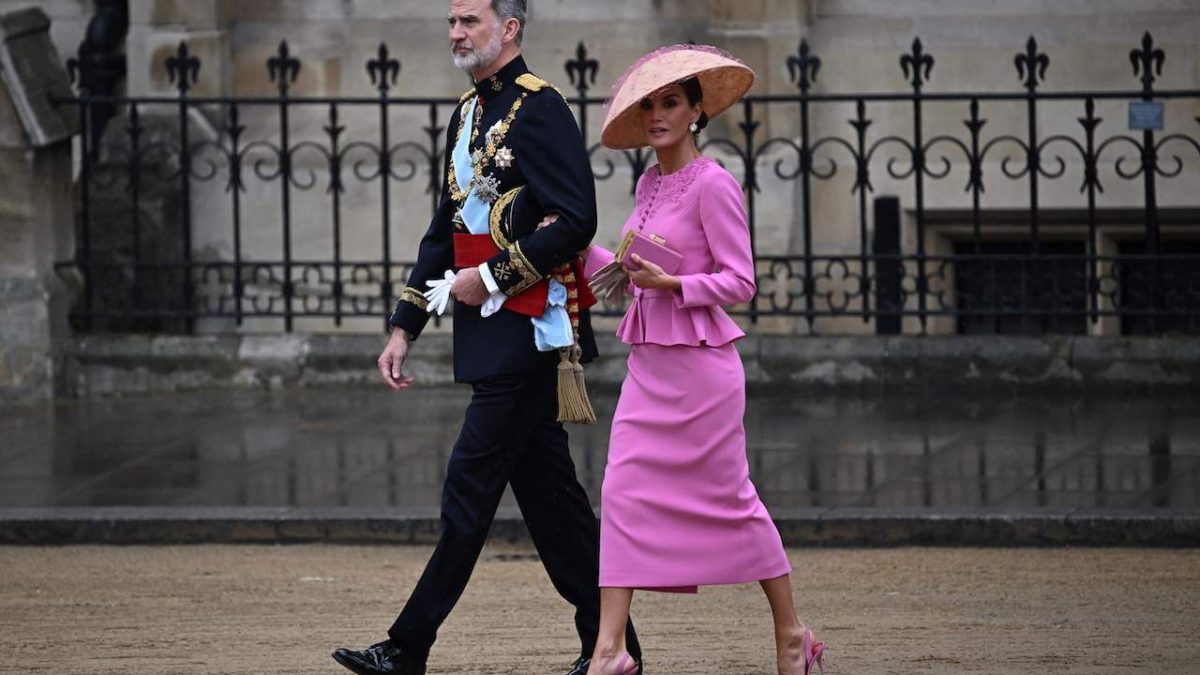 46779679_BINARY_AFP_33EH9PD