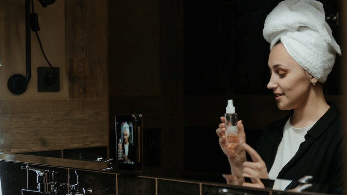 pexels-cottonbro-studio-4612145