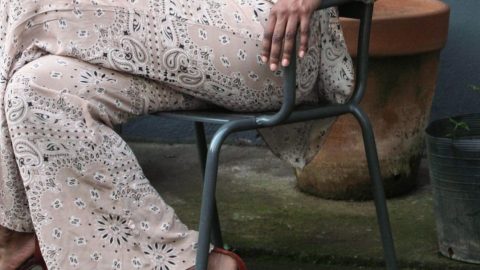 calças estampadas shopping transição