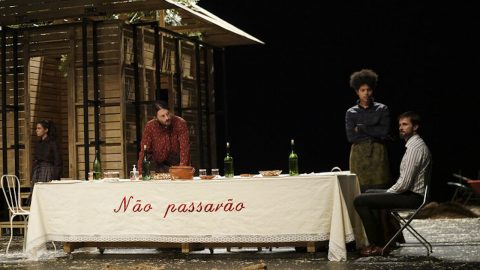 Catarina e a Beleza de matar fascistas Teatro Bienal Veneza