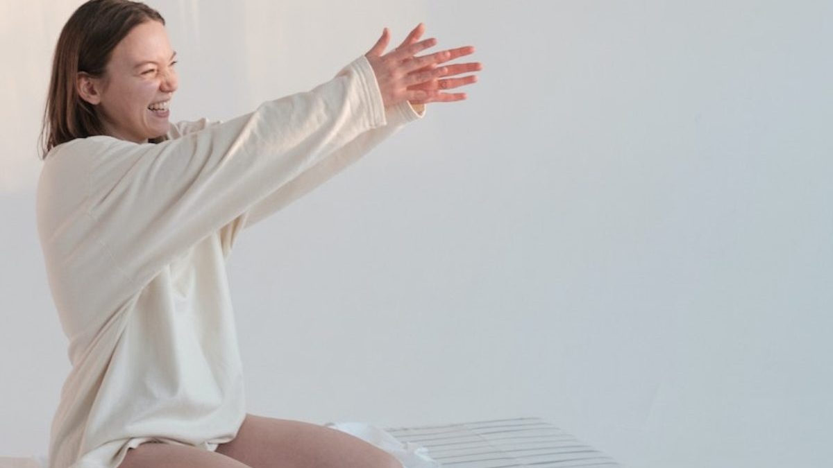 pexels-alena-shekhovtcova-7036546