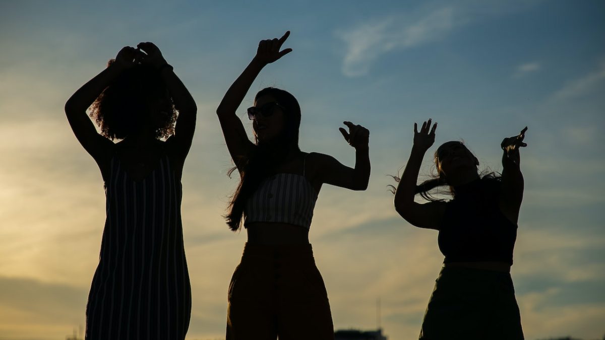 pexels-kampus-production-5935232(1)