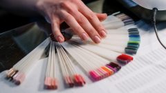 unhas nails schiaparelli vestido Kendall Jenner Semana da Moda de Paris