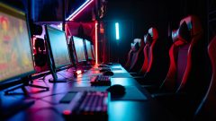 Jogo online JOgadores anónimos mulheres mais novos