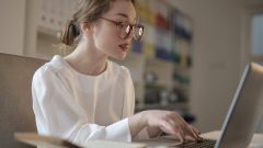 Pessoas inteligentes tecnologia distração minutos estudo