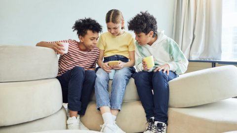 crianças redes sociais milhões EUA