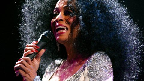 Diana Ross musa Yves Saint laurent 79 anos