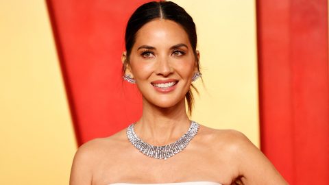 Olivia Munn diagnosticada com cancro da mama