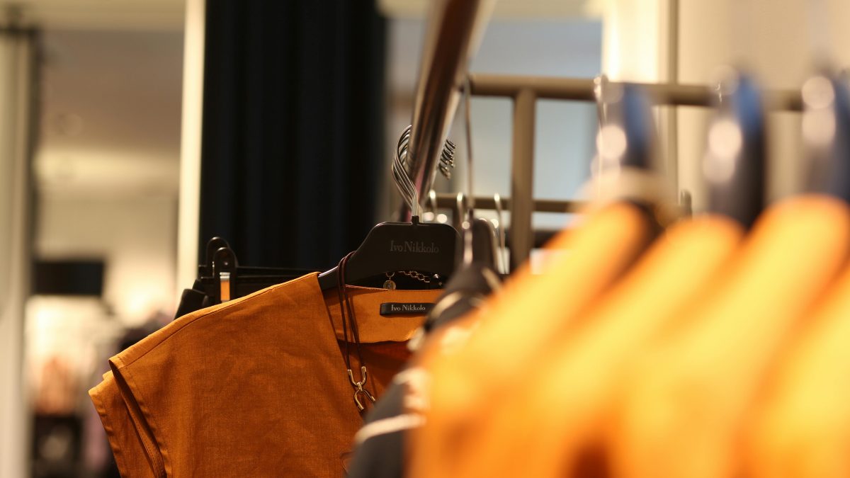 pexels-edgars-kisuro-1488464