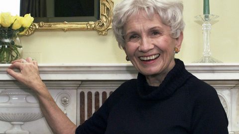 Alice Munro morreu autora canadiana Nobel