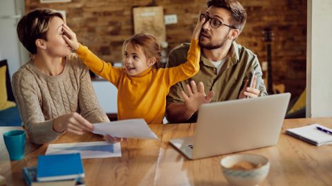 água beber ingestão estudo férias calor verão pais mães