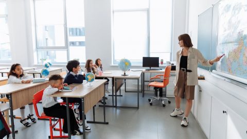 professores reforma salário somar regressar dar aulas