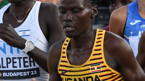 A ugandesa Rebecca Cheptegei em Paris 2024 [Fotografia: Ferenc ISZA / AFP]