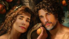 Sandra Celas e Bruno Cabrerizo na peça de teatro "Orgasmos, a Comédia" adão eva