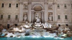 fontana fonte di trevi Italia Roma pagar
