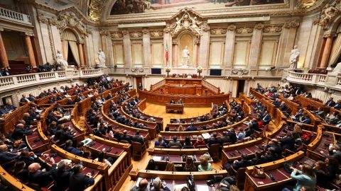 menopausa gravidez proteção endometriose Parlamento debate potestivo
