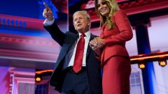 aborto transgénero faísca Natal Donald Trump Melania Trump