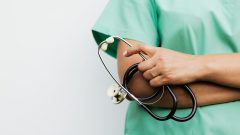 médicos burnout risco mais novos estudo