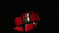 Bilhetes teatro metade desconto cultura Dalila Rodrigues