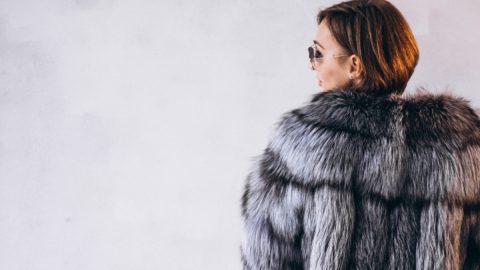 peles animais Semana da moda de londres proibe penas