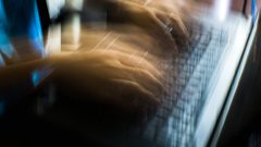 profissões bem pagas 2025 EUA Estudo Resume Genius