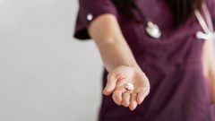 Pílula abortiva Instagram facebook restrição reposição Meta