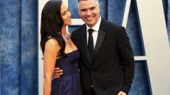 Jessica Alba Cash Warren