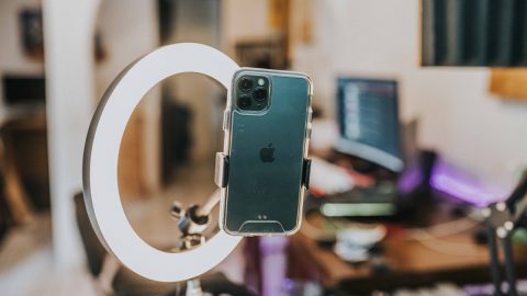 mãe instagram bebé julgamento