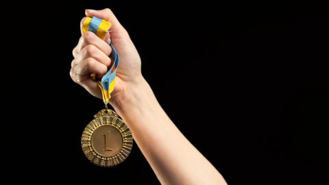 desporto mulheres conquista velocidade no gelo patinagem basquetebol